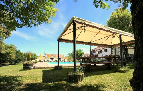 Agriturismo La Guinza — 4-Star Luxury Hotel in Arcidosso, Italy