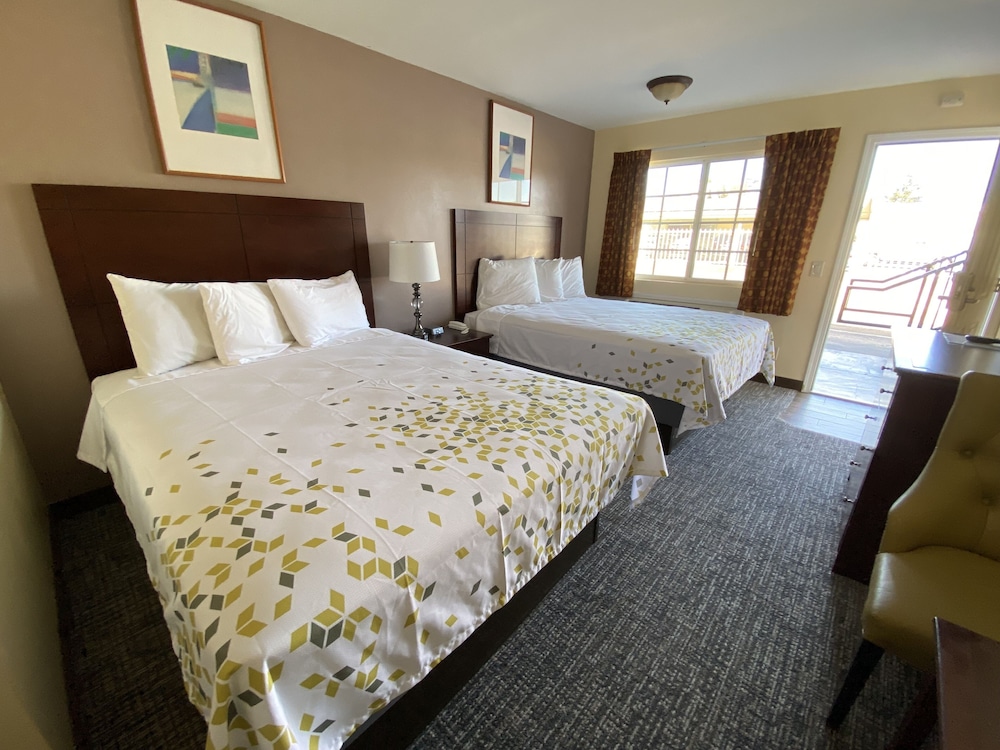 BeachWay Inn - photo 12