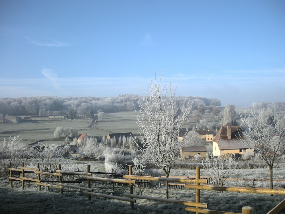 Le Champ de Liserole - last minute hotel in Changy-Les-Bois