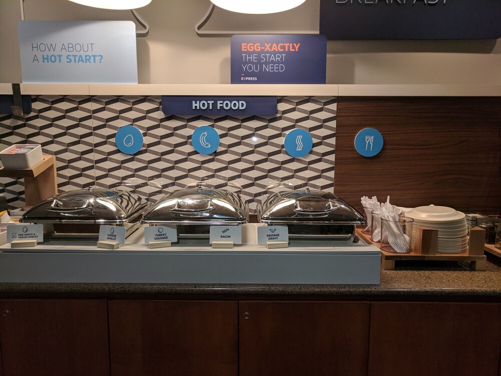 Holiday Inn Express & Suites Montpelier by IHG - photo 45