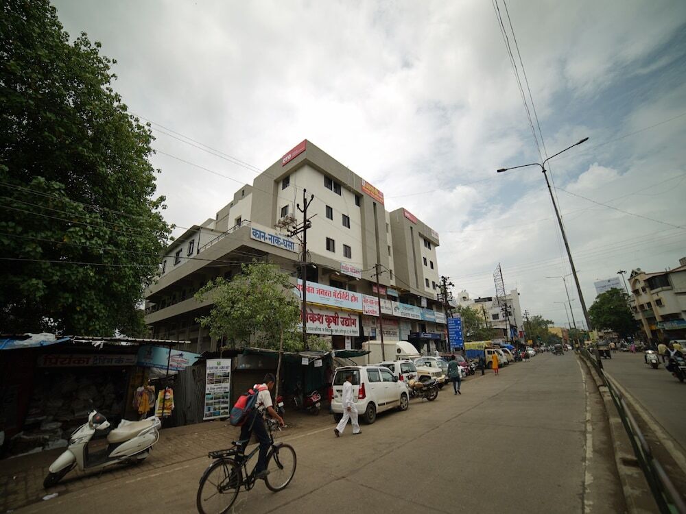 Oyo Flagship 36859 Bhakti Sankul — Nashik