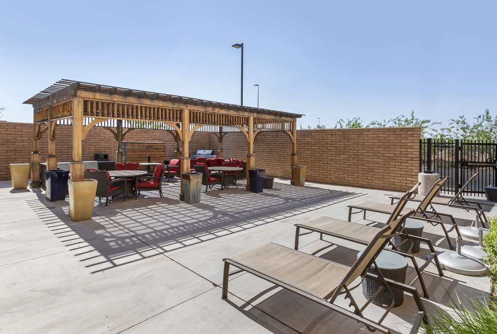 Best Western Plus Chandler Hotel & Suites - photo 44