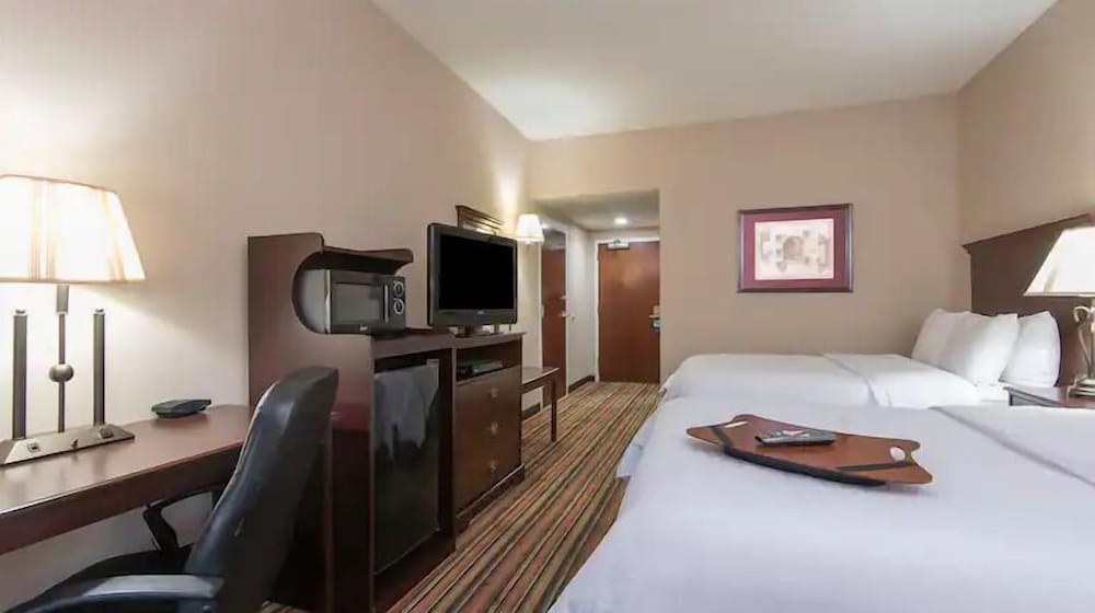 Hampton Inn Danville VA - photo 5