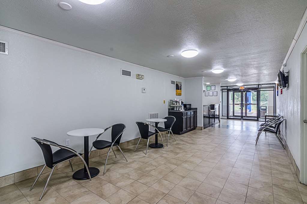 Motel6 Troy AL - photo 28