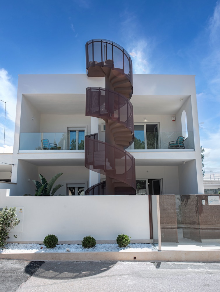 Dolcirive B&B — 4-Star Luxury Hotel in Porto Cesareo, Italy