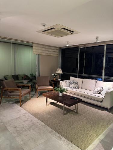 Hermoso Departamento cerca del Paseo Galería Manantiales Plaza — 4-Star Luxury Hotel in Asuncion, Paraguay