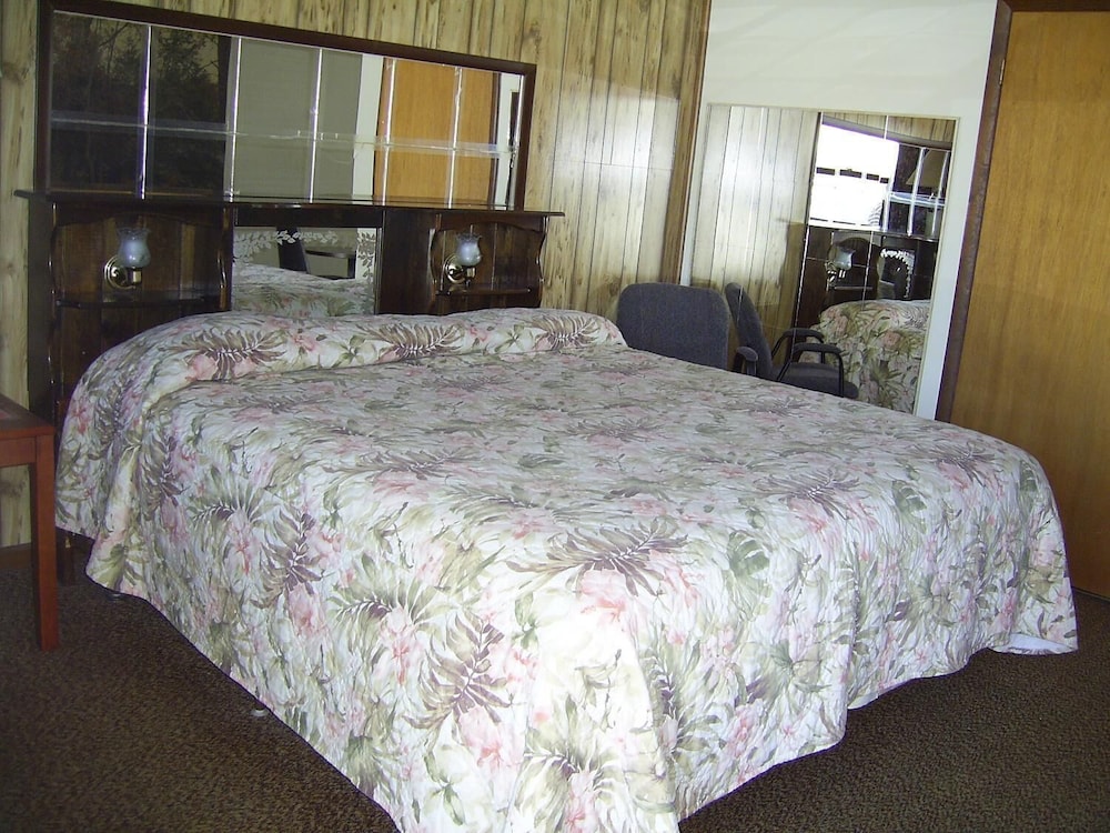 Cedar Grove Motel - photo 10