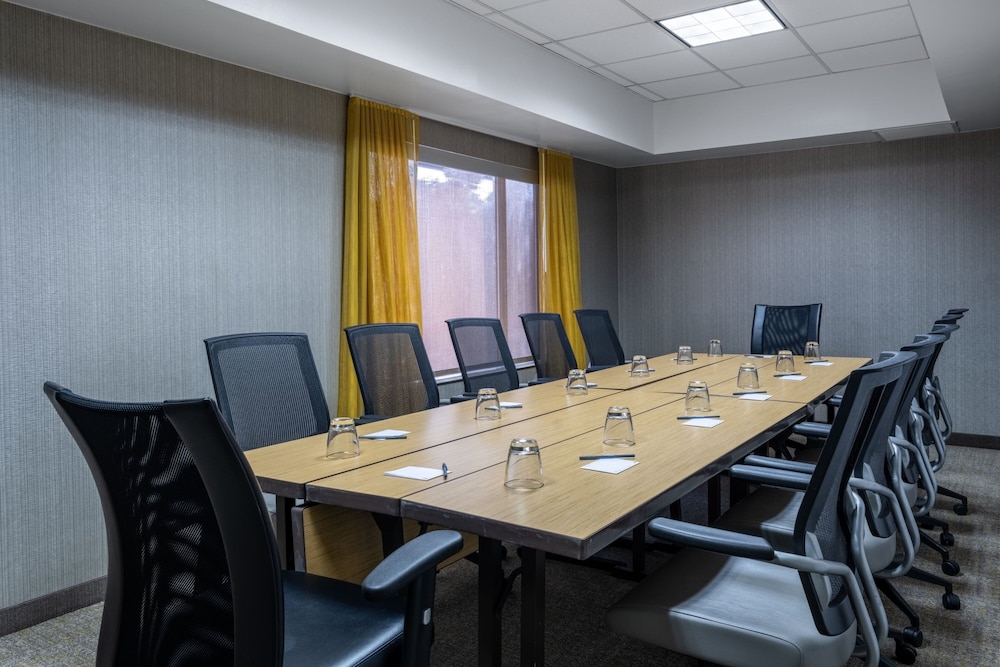 SpringHill Suites by Marriott Pasadena Arcadia - photo 30