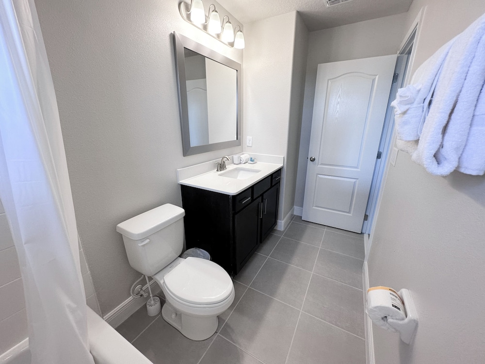 Balmoral Resort 202kb 6 Bedroom Home by RedAwning - photo 40