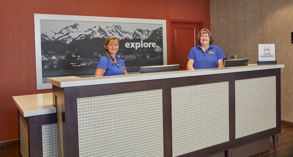 Hampton Inn & Suites Hood River - photo 4