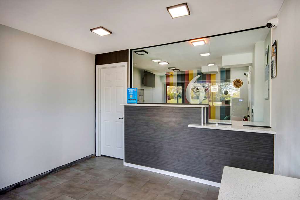 Motel 6 Columbus OH OSU North - photo 2