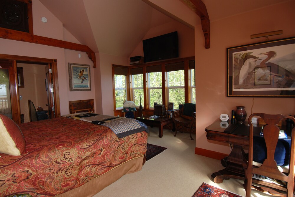 China Beach Retreat - photo 3