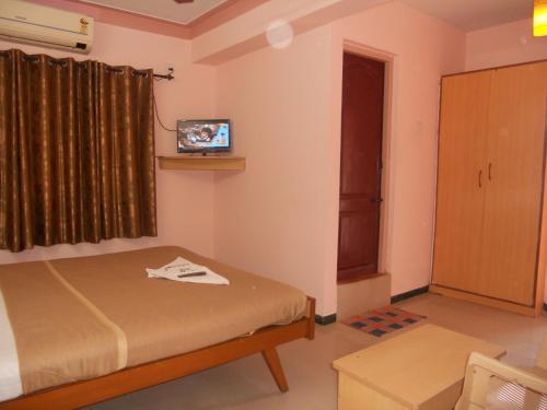 Aishwariya Park Hotel