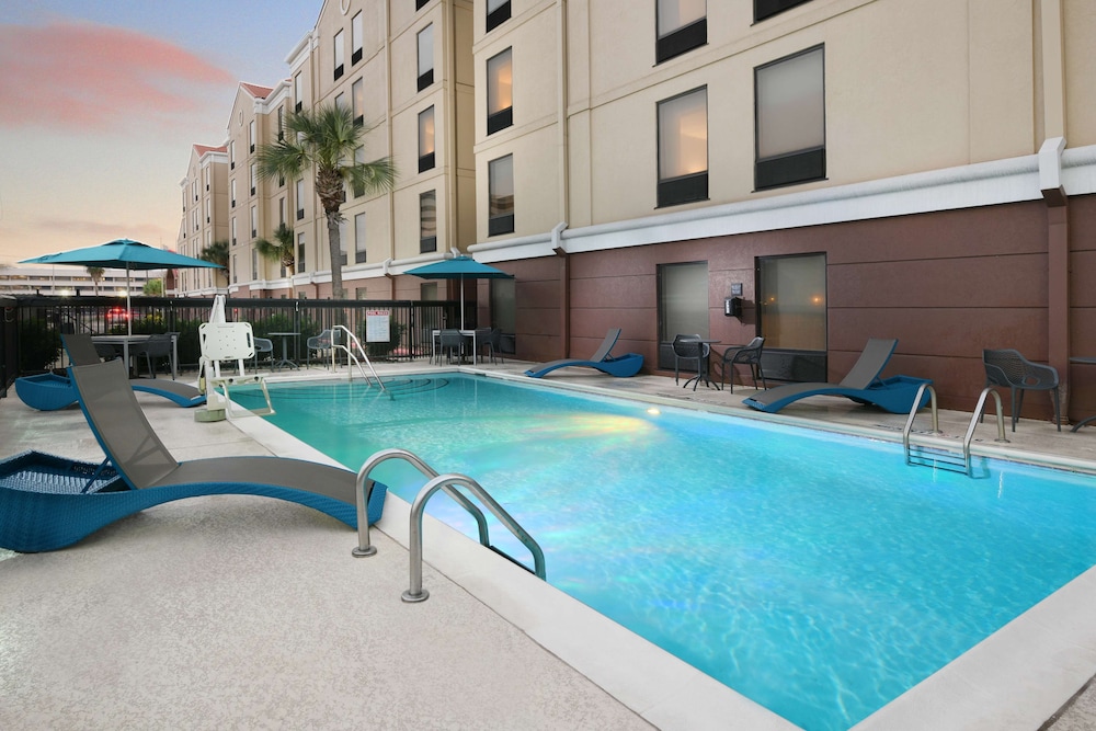 Hampton Inn & Suites Houston Medical Center NRG Park - photo 30