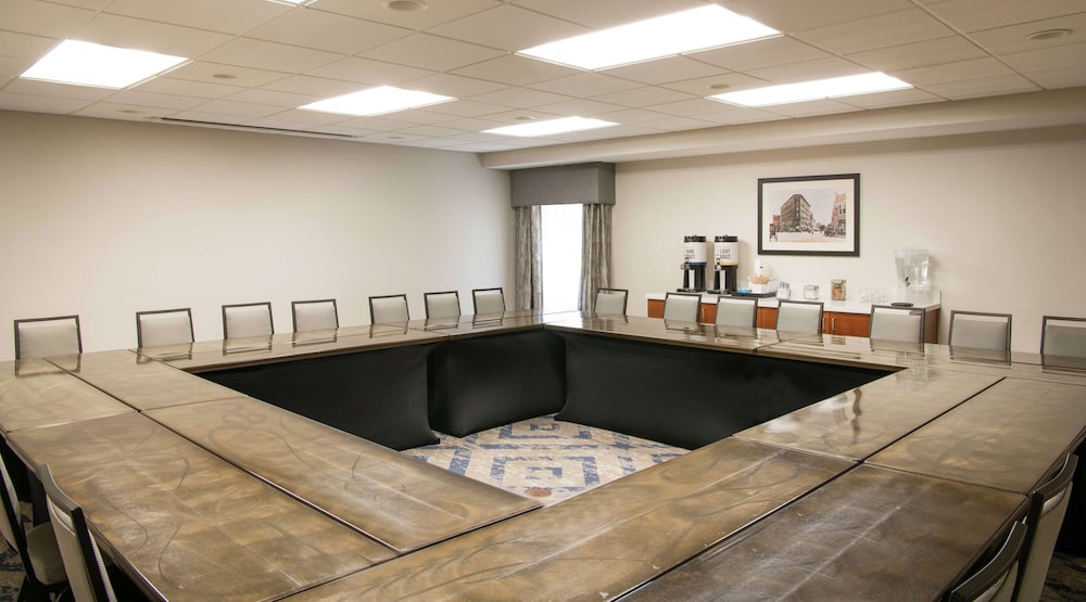 Hampton Inn & Suites Rochester Victor - photo 43