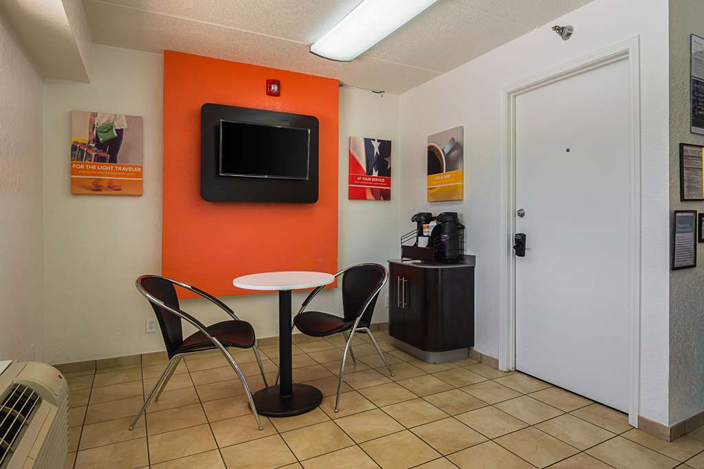 Motel 6 Tucker GA Atlanta Northeast - photo 25