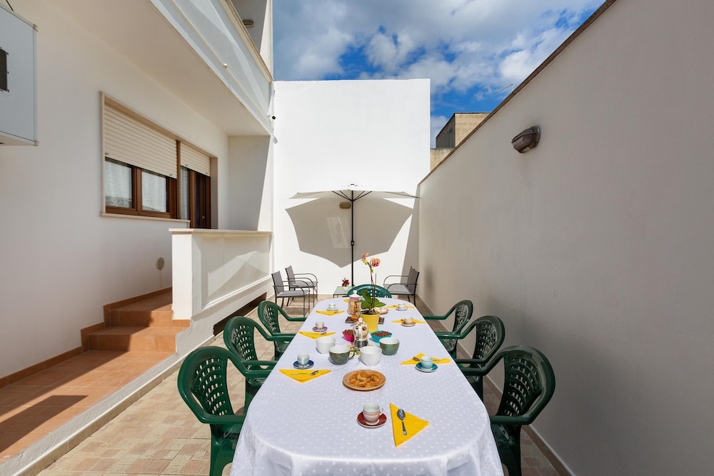 3225 Appartamento La Trozzella by Barbarhouse — 4-Star Luxury Hotel in Manduria, Italy