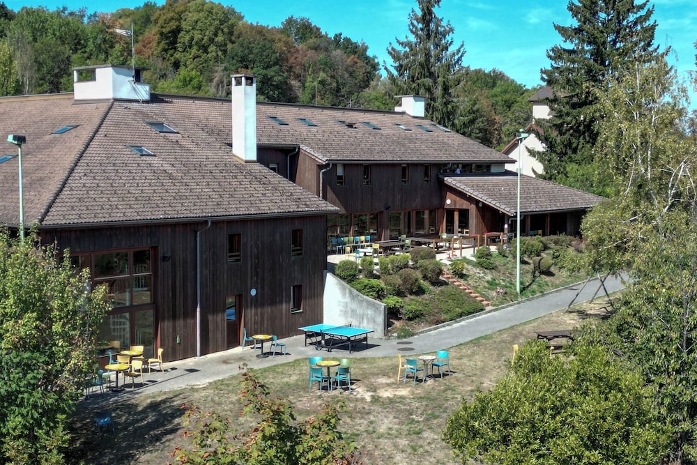 Auberge de Jeunesse HI Annecy in Annecy, France