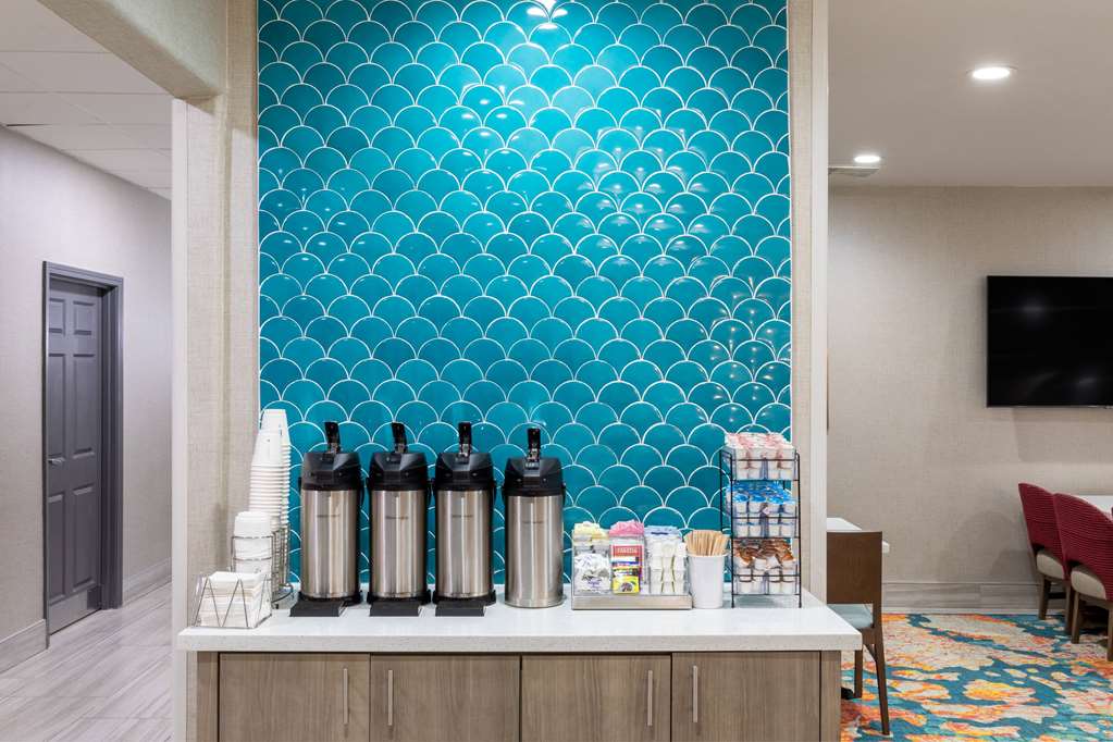 La Quinta Inn & Suites by Wyndham New Braunfels - photo 68