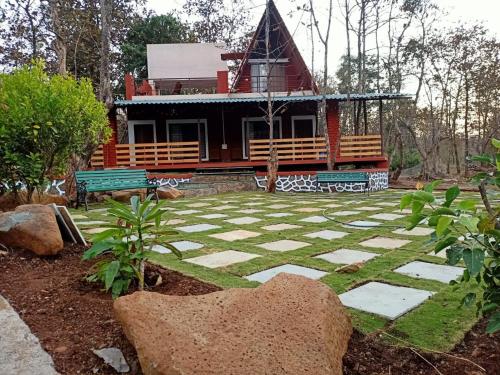 Teak Trail - carbon neutral hotel in Pune