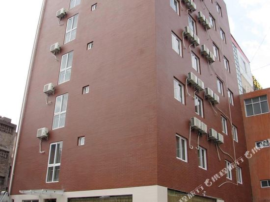 Qinghua business hotel in Xichang, People's Republic of China