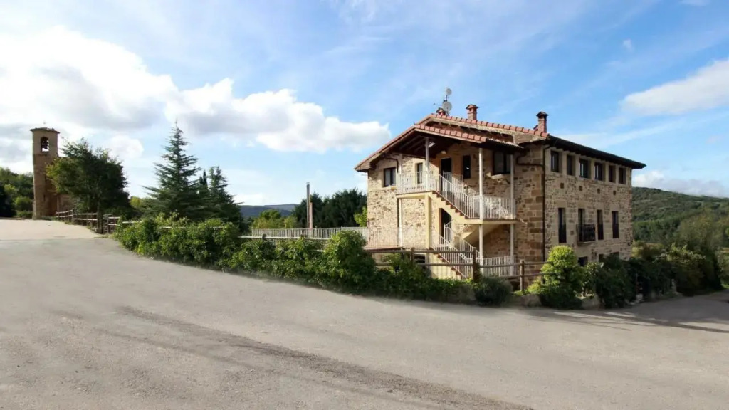 La Romanika de Fellini — hotel in San Martin De Elines