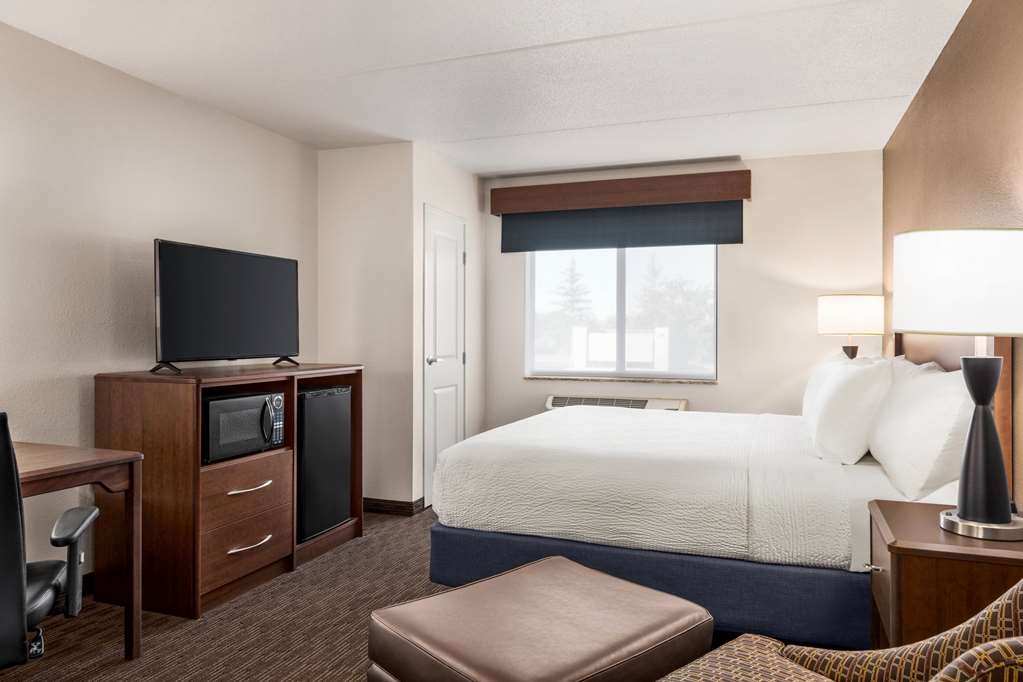 AmericInn by Wyndham Baudette - photo 29