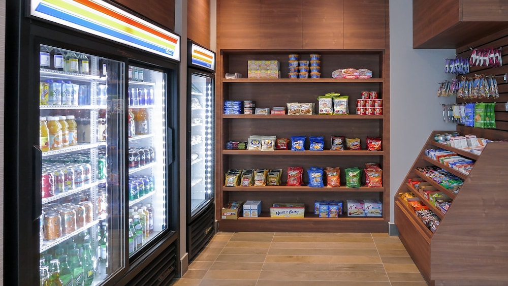 Holiday Inn Express & Suites Miami Airport East by IHG - photo 61