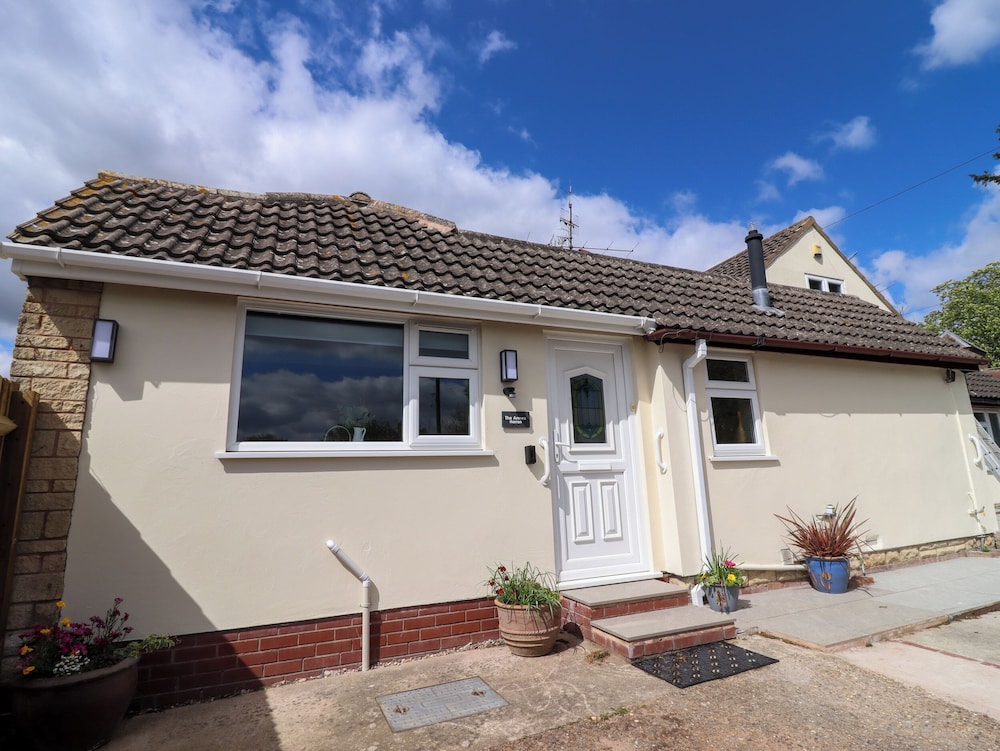 Harran Annex in Pershore, United Kingdom