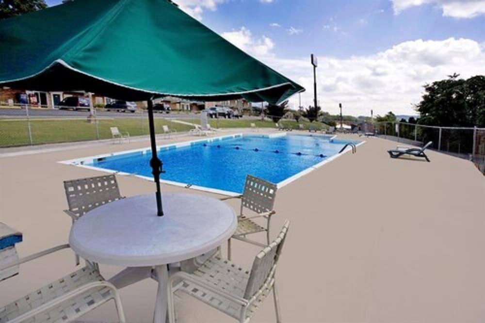 Extended Stay Suites Cookeville Tennessee Tech - photo 31