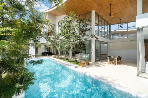 Luxury 5BR Pool Villa with 20m Pool near laguna in Trinity Villa by Warmplus — 4-Star Luxury Hotel in Thalang, Thailand