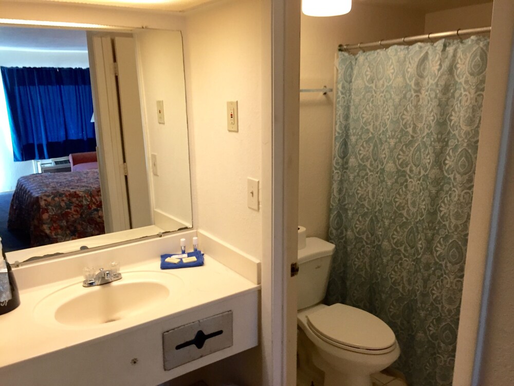 Jasmine Garden Inn - photo 32
