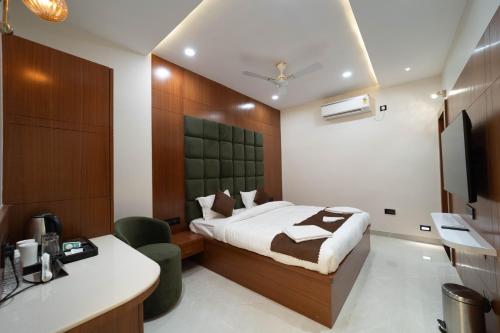 The Luxury Inn — Varanasi — photo 3