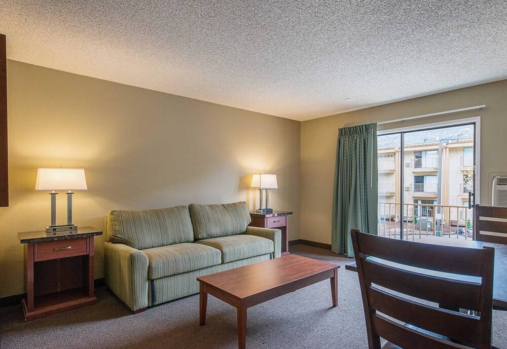 Rodeway Inn & Suites Portland Jantzen Beach - photo 27