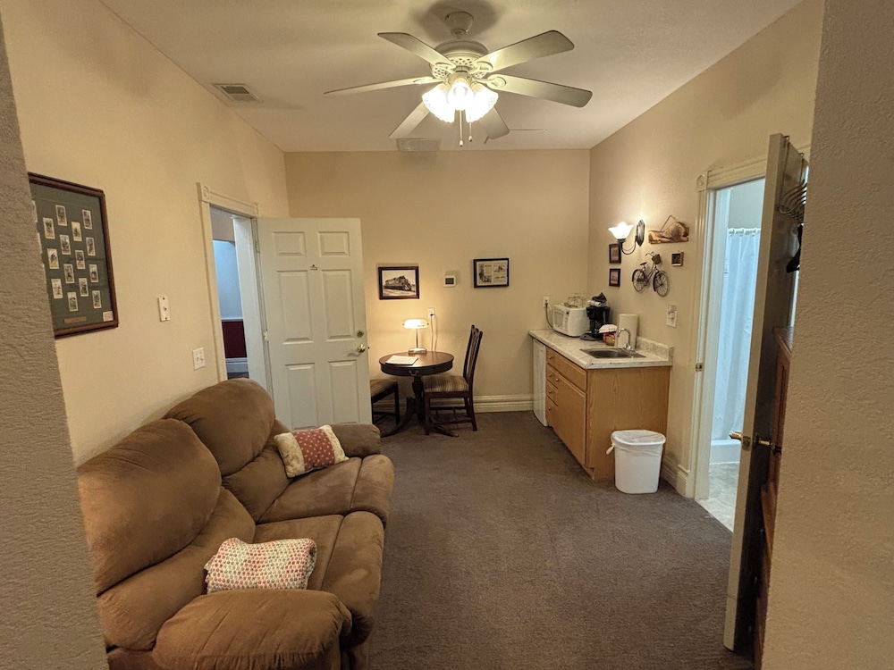 Hermann Crown Suites - photo 178