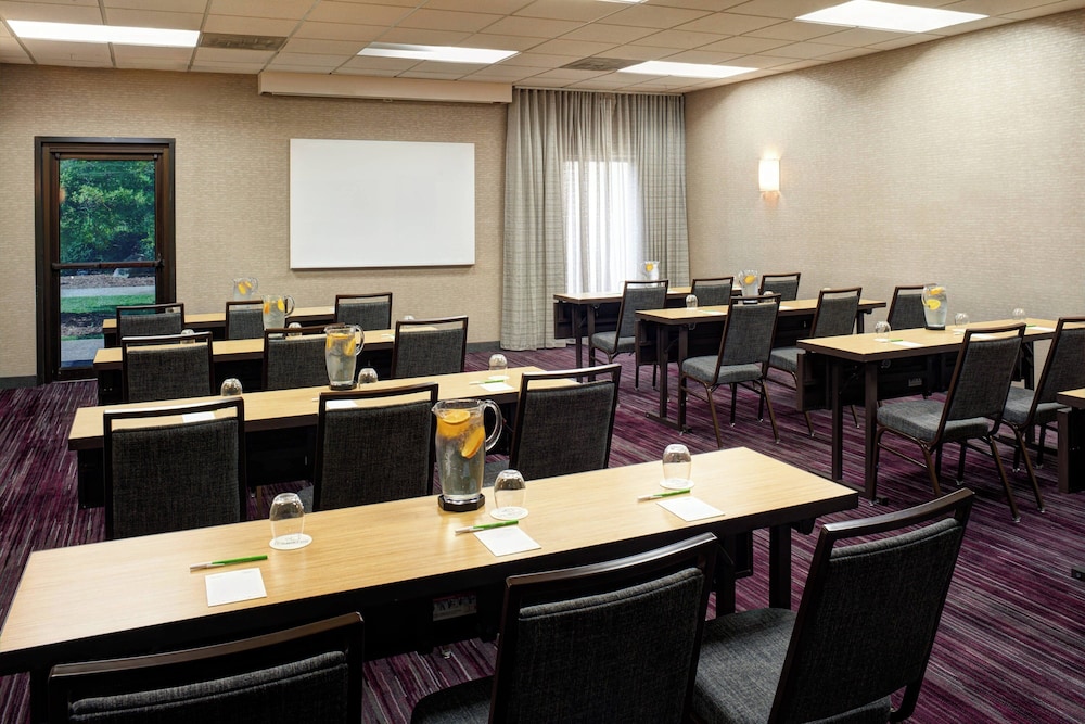 Courtyard by Marriott Louisville East - photo 31