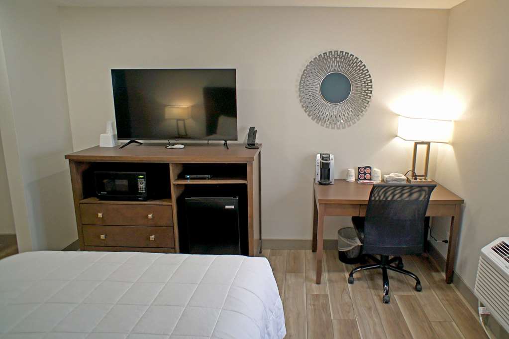 Baymont by Wyndham Monte Vista - photo 33