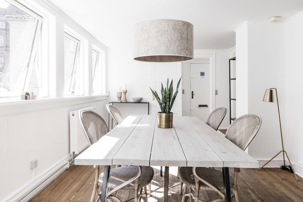 Cosy Apartment in City Centre — 4-Star Luxury Hotel in Copenhagen, Denmark