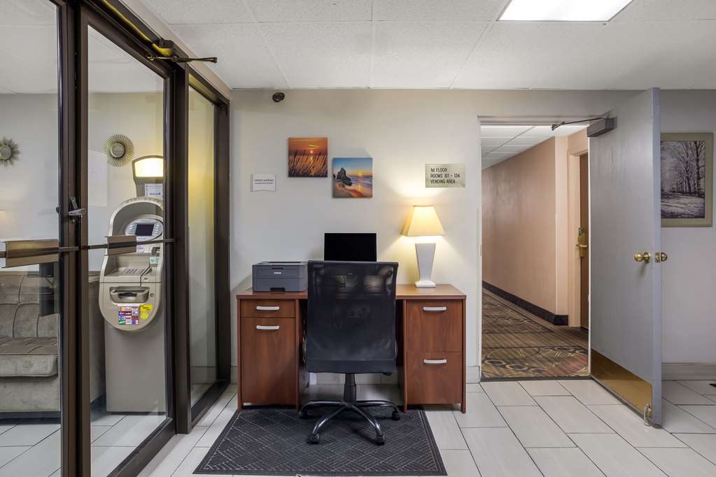 Quality Inn Toledo Westgate - photo 21