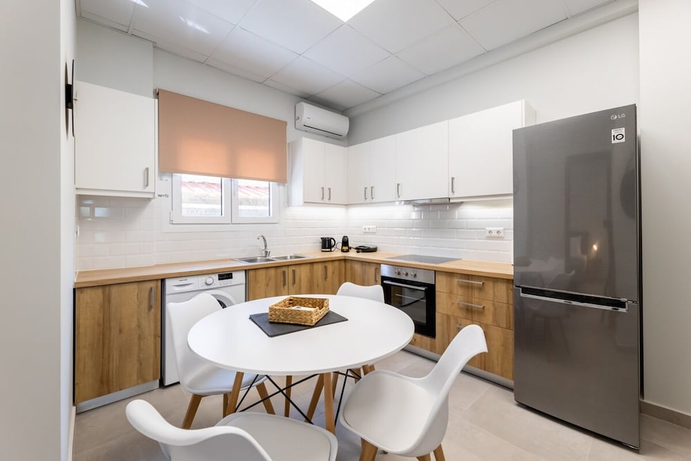 Utopia apartment in Nea Ionia A3 — 4-Star Luxury Hotel in Athens, Greece