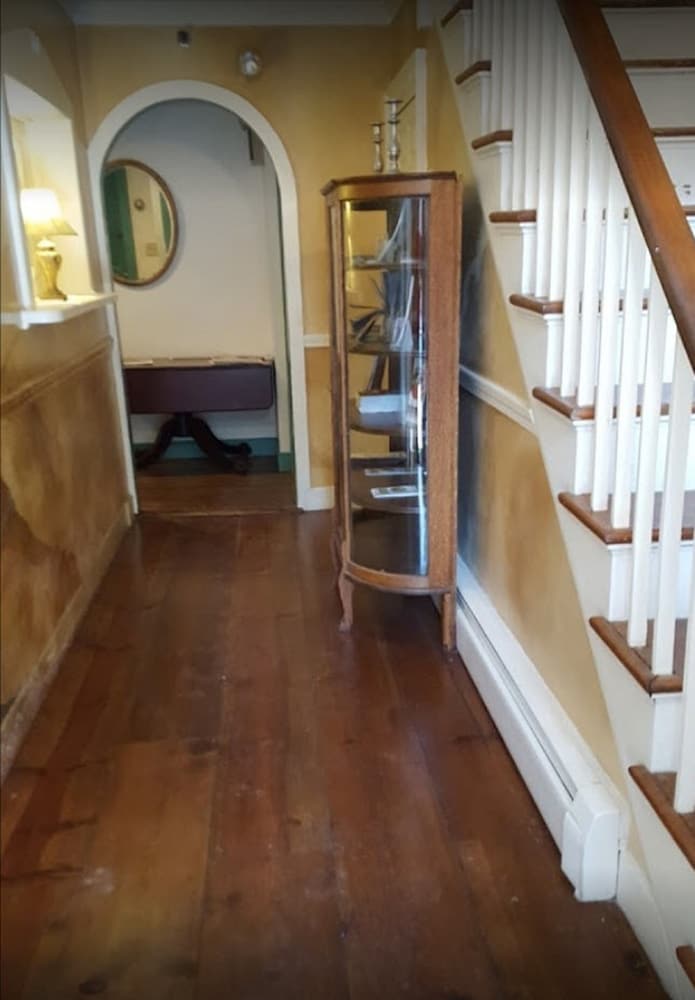 Admiral Farragut Inn - photo 35