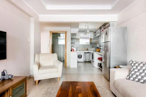 Beautiful 2 BR Greenpoint Apartment