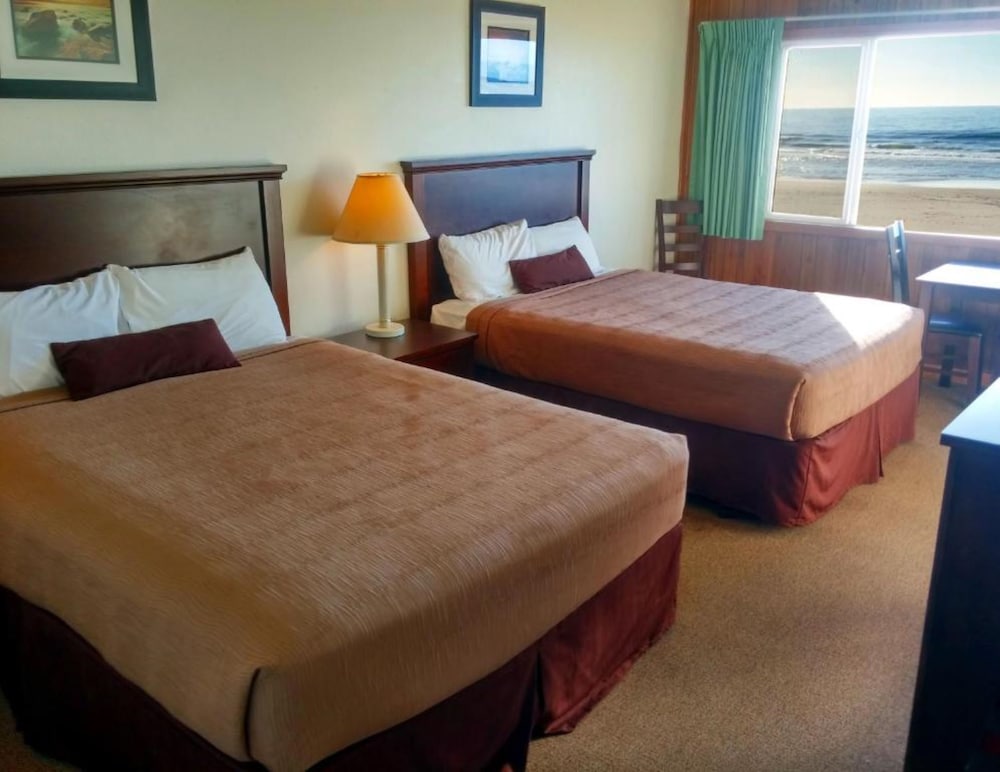 Silver Sands Motel - photo 10