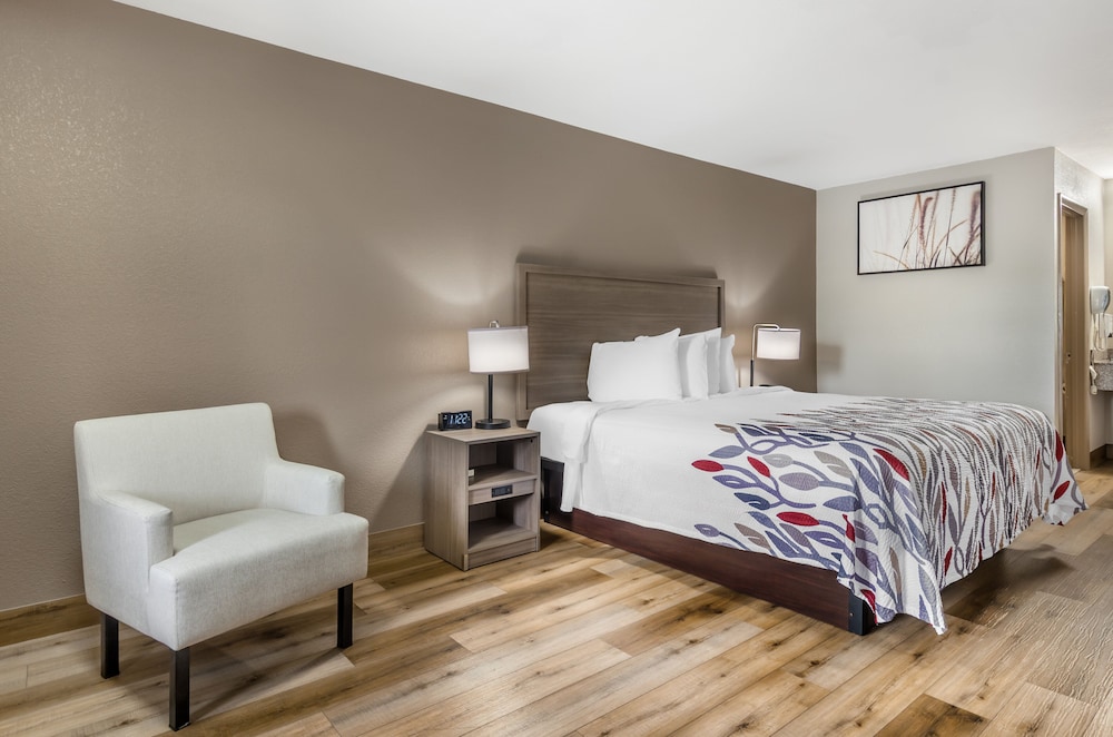 Red Roof Inn Staunton - photo 13