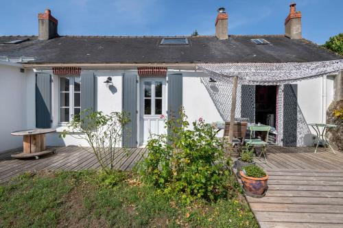 Longère rénovée à 500m du Centre de Pornic pour 4 in Pornic, France