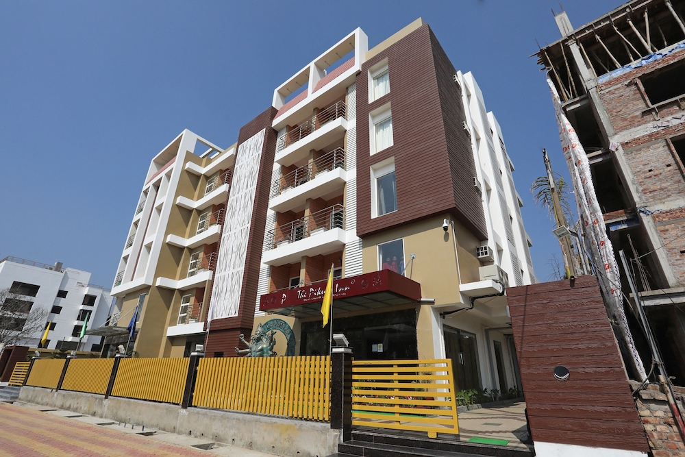 Oyo 28757 Pikus Inn - last minute hotel in Digha
