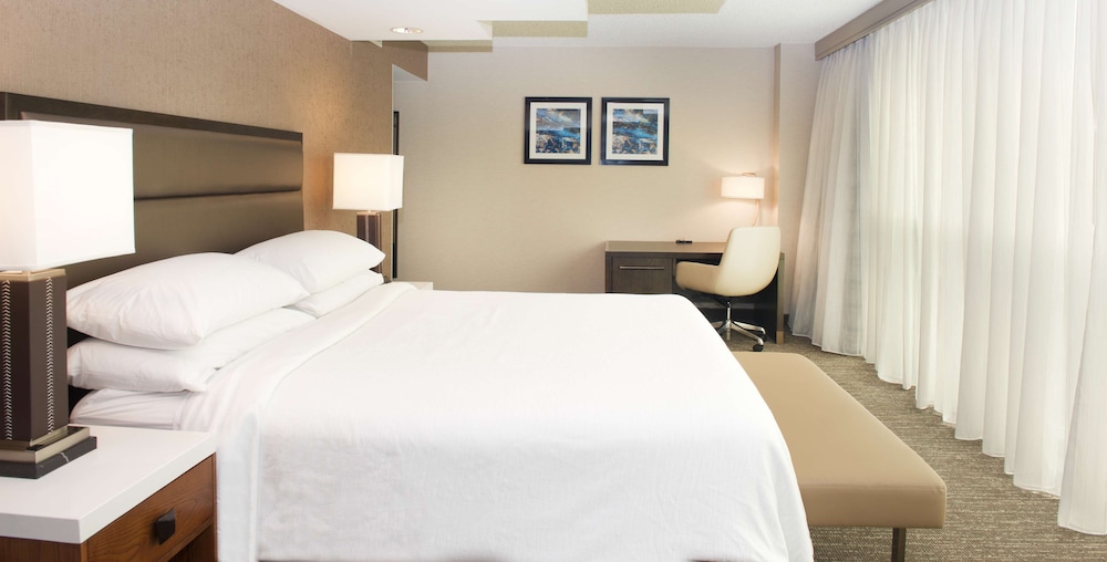 Embassy Suites by Hilton Seattle North Lynnwood - photo 16