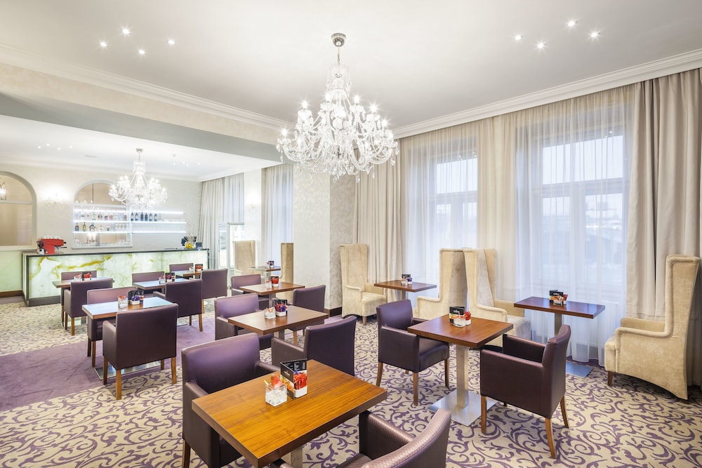 מזון ומשקאות