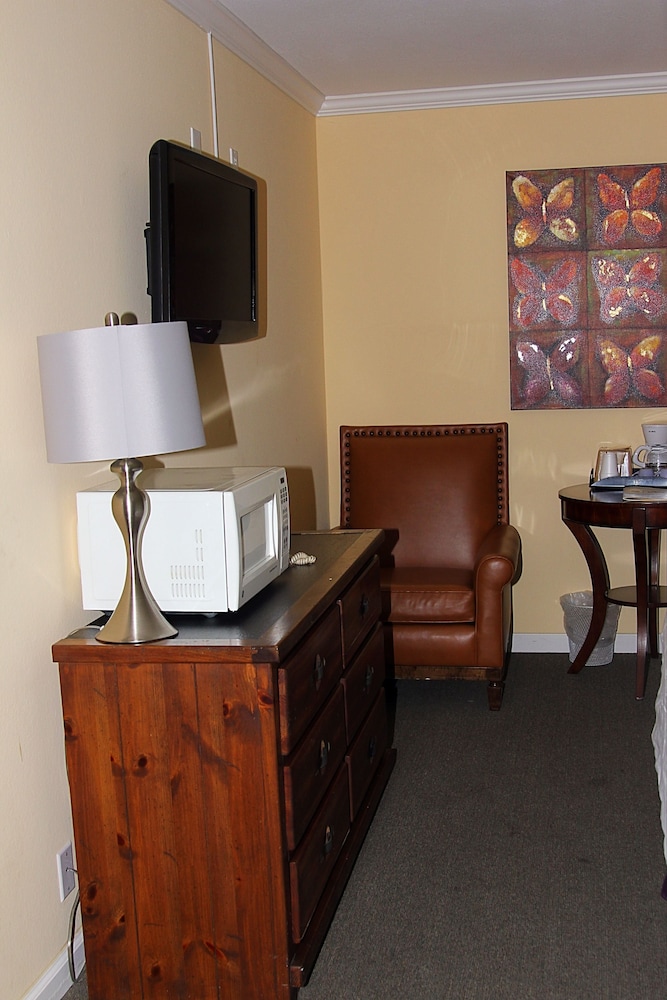 Tea Garden Lodge - photo 8