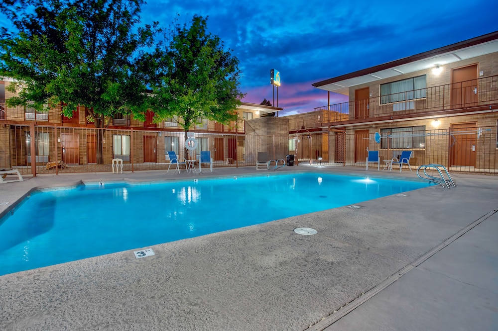Motel6 Willcox AZ - photo 28
